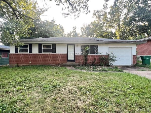 10133 Maraldo Place , St Louis, MO 63137