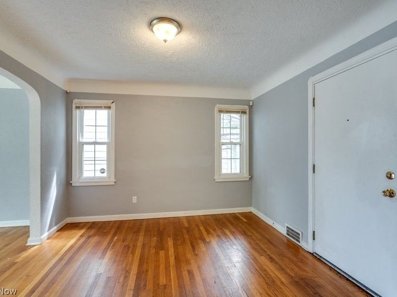 3860 E 155th Street, Cleveland, OH 44128 Photo 14