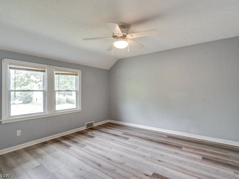 3860 E 155th Street, Cleveland, OH 44128 Photo 25