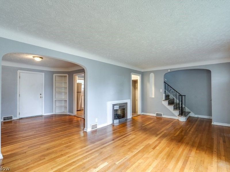 3860 E 155th Street, Cleveland, OH 44128 Photo 6
