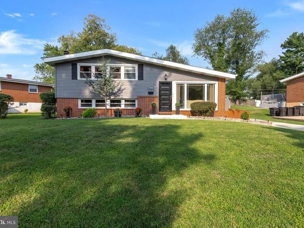 1014 FLAGTREE LANE , PIKESVILLE, MD 21208