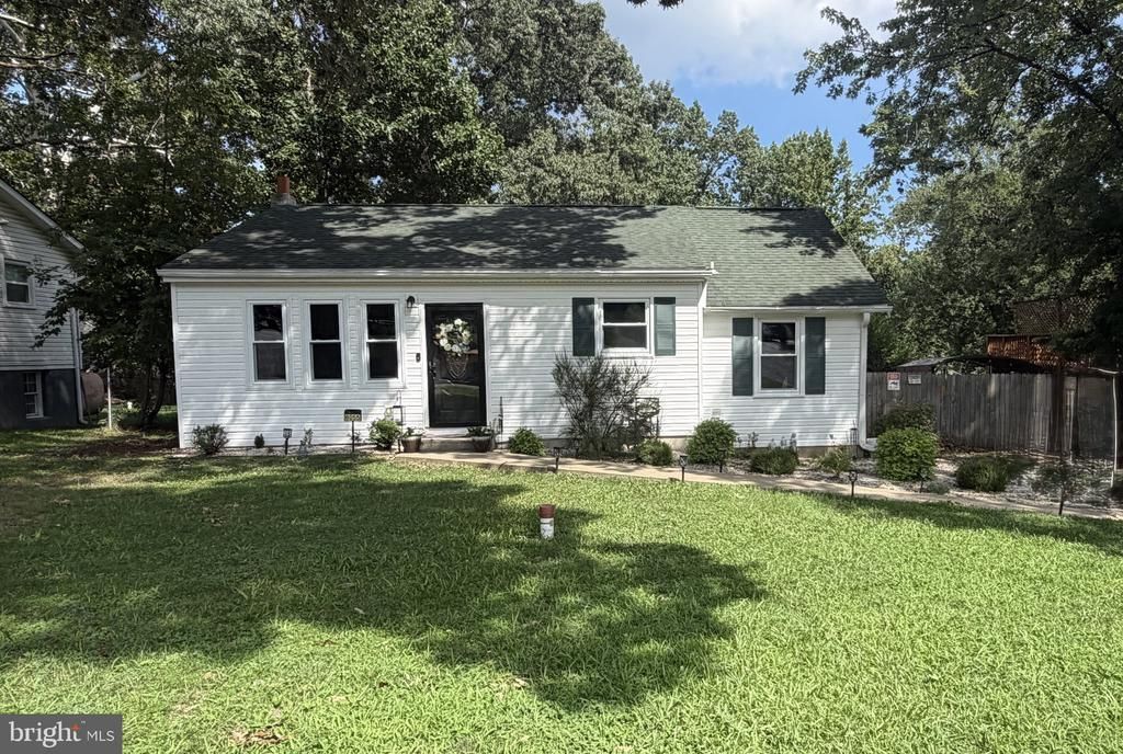 8055 MAYWOOD AVENUE , PASADENA, MD 21122