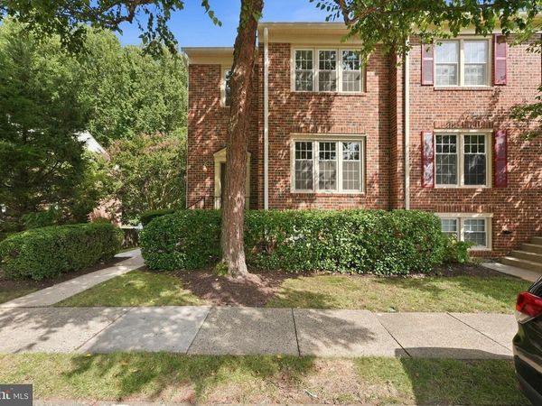 7857 HAMPTON VILLAGE PASS, ANNANDALE, VA 22003
