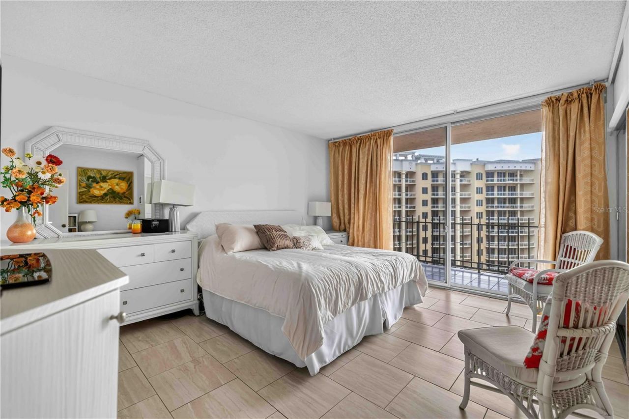 1212 Ben Franklin Drive, Unit 1205, Sarasota, FL 34236 Photo