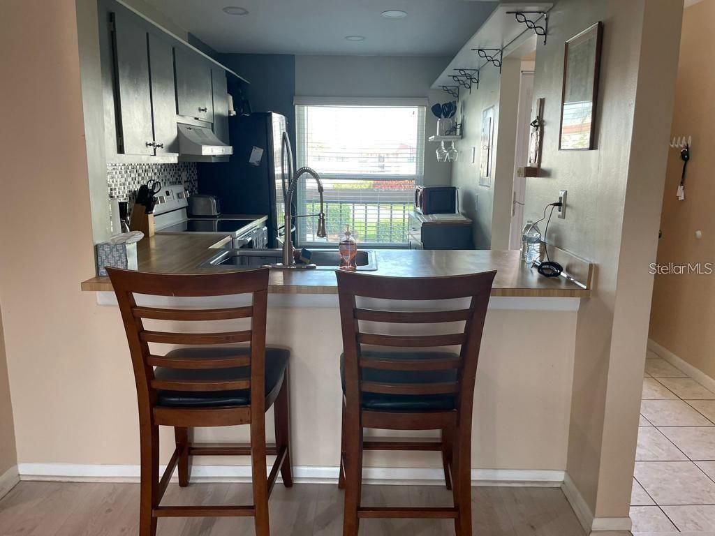6210 Sun Boulevard , Unit 202, Saint Petersburg, FL 33715 Photo