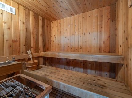 11715 Deerfield Drive , Truckee, CA 96161 Photo