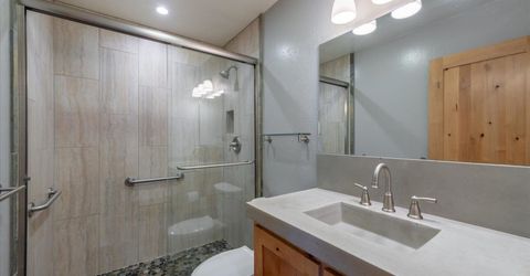 11715 Deerfield Drive , Truckee, CA 96161 Photo