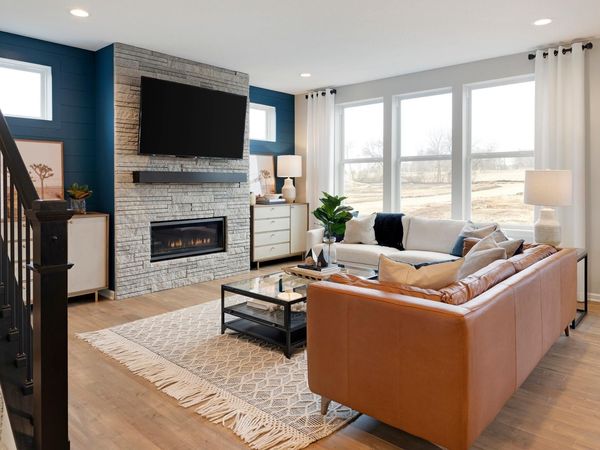 4621 Island Park Drive , Woodbury, MN 55129