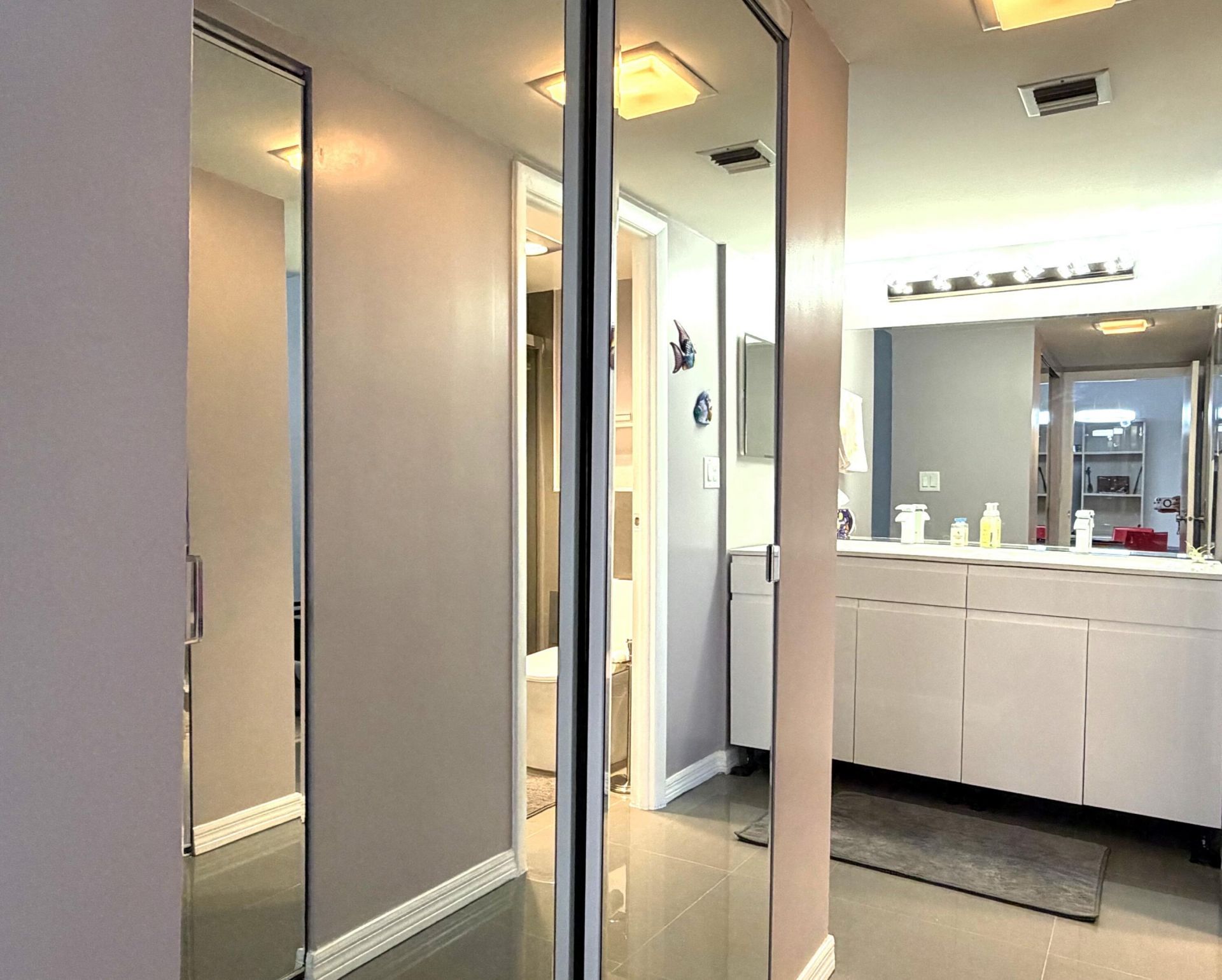 20335 W Country Club Drive, Unit 2408, Aventura, FL 33180 Photo