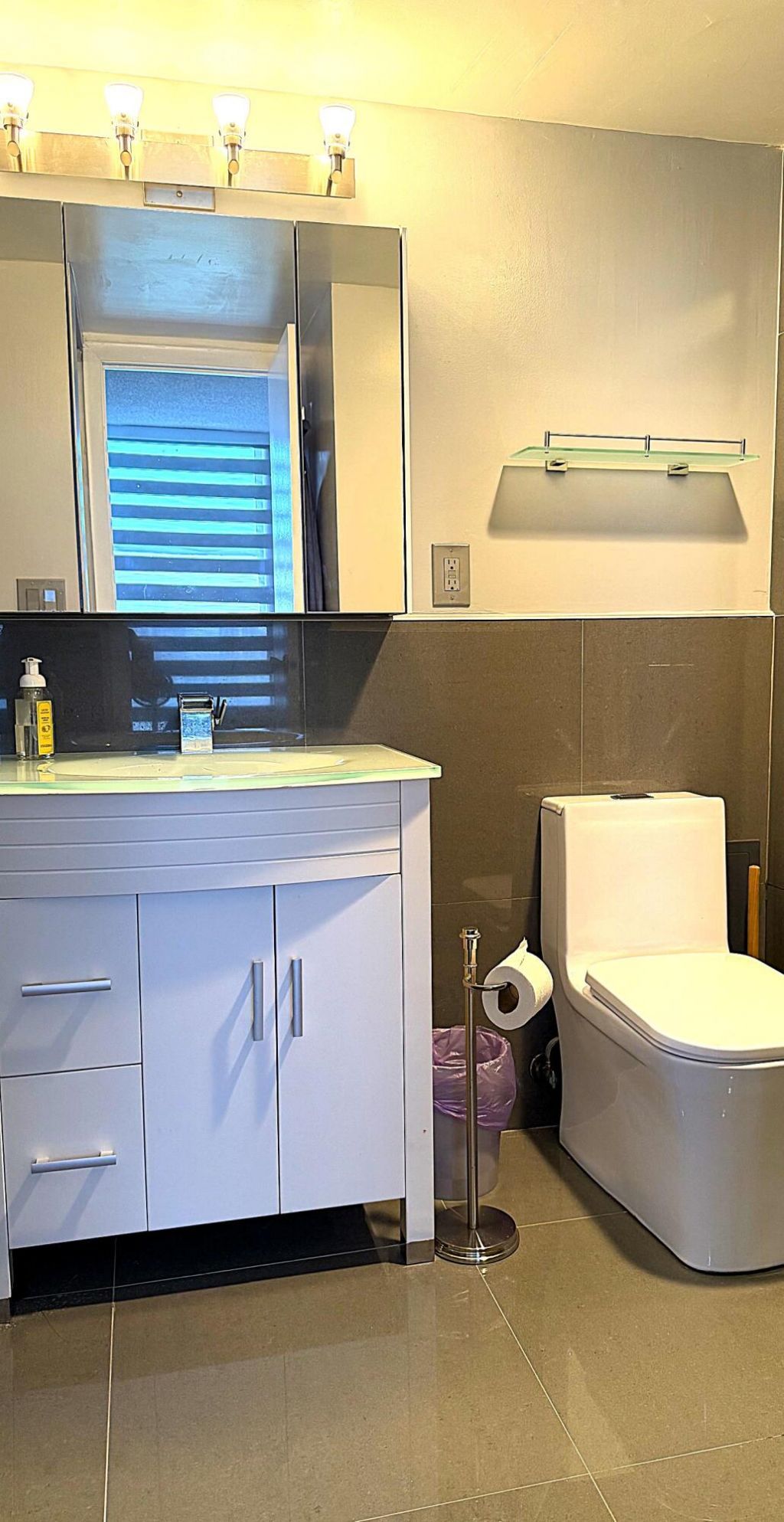 20335 W Country Club Drive, Unit 2408, Aventura, FL 33180 Photo