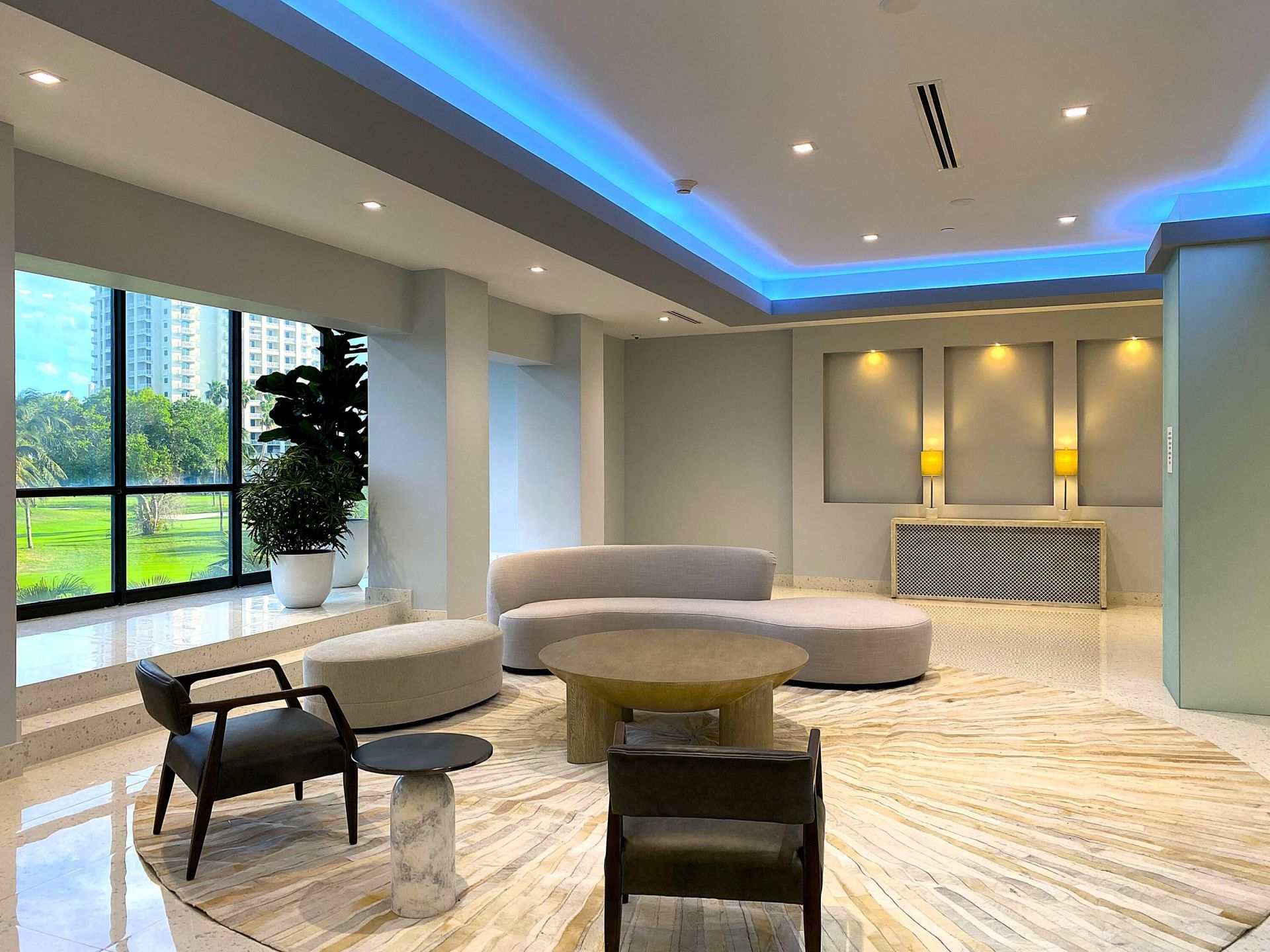 20335 W Country Club Drive, Unit 2408, Aventura, FL 33180 Photo