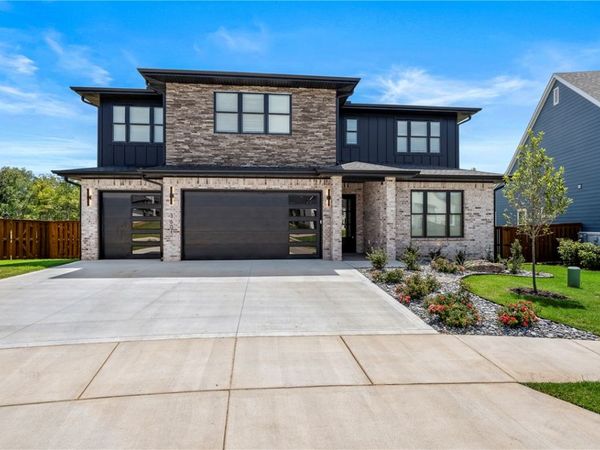 3601 Array Avenue , Bentonville, AR 72713