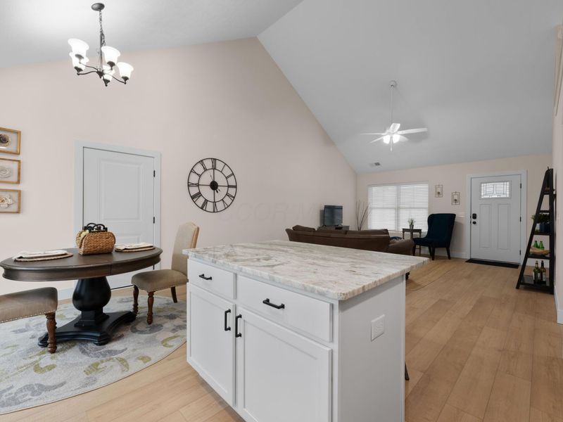 208 Cumberland Meadows Circle , Hebron, OH 43025 Photo 13
