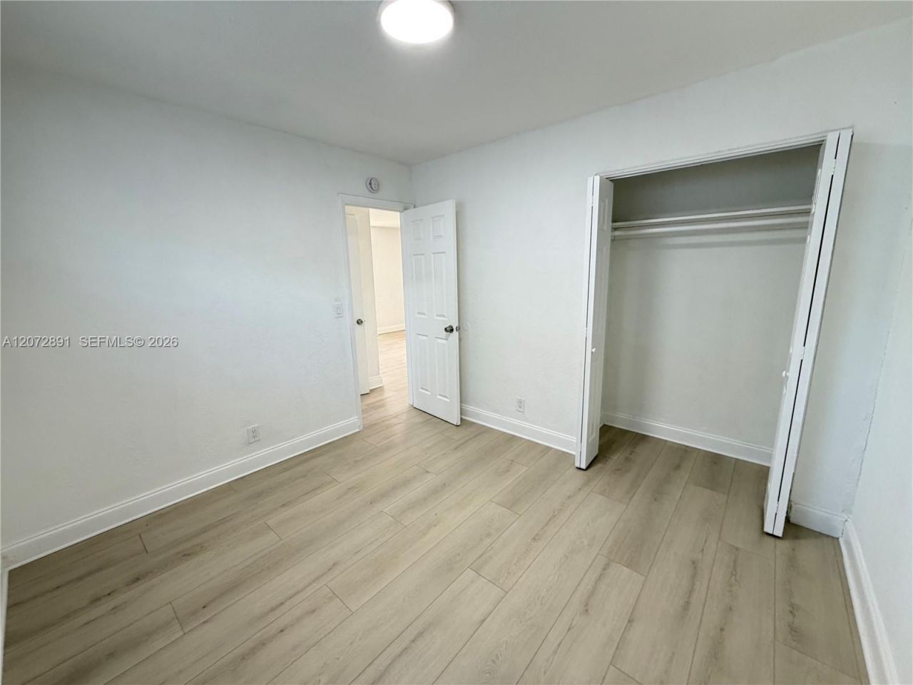 305 NW 1st Ave, Unit 4, Hallandale Beach, FL 33009 Photo