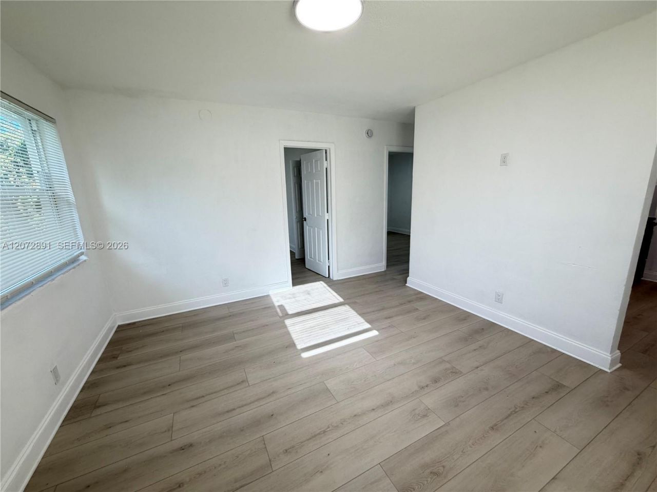 305 NW 1st Ave, Unit 4, Hallandale Beach, FL 33009 Photo