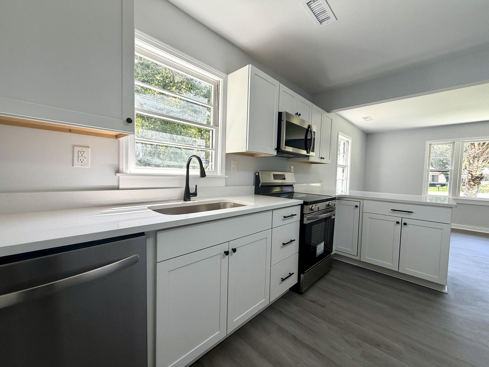 4740 Linda Street Photo 14