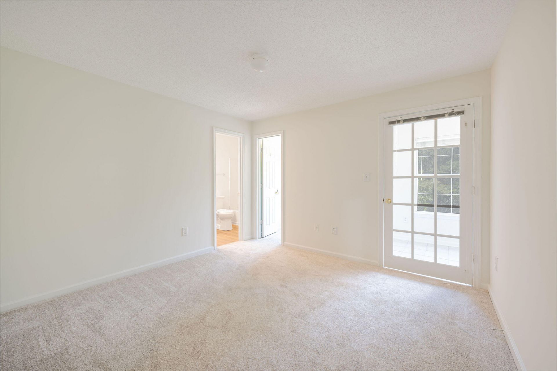 188 Midland Parkway Photo 7