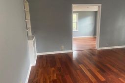 1582 W Robinhood Drive photo 4