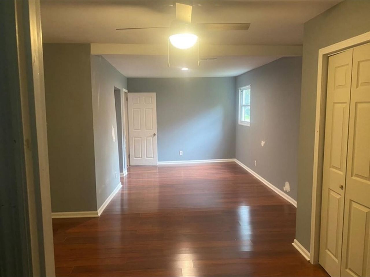1582 W Robinhood Drive Photo 8