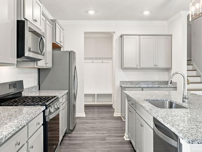 407 Oak View Way, Summerville, SC 29483