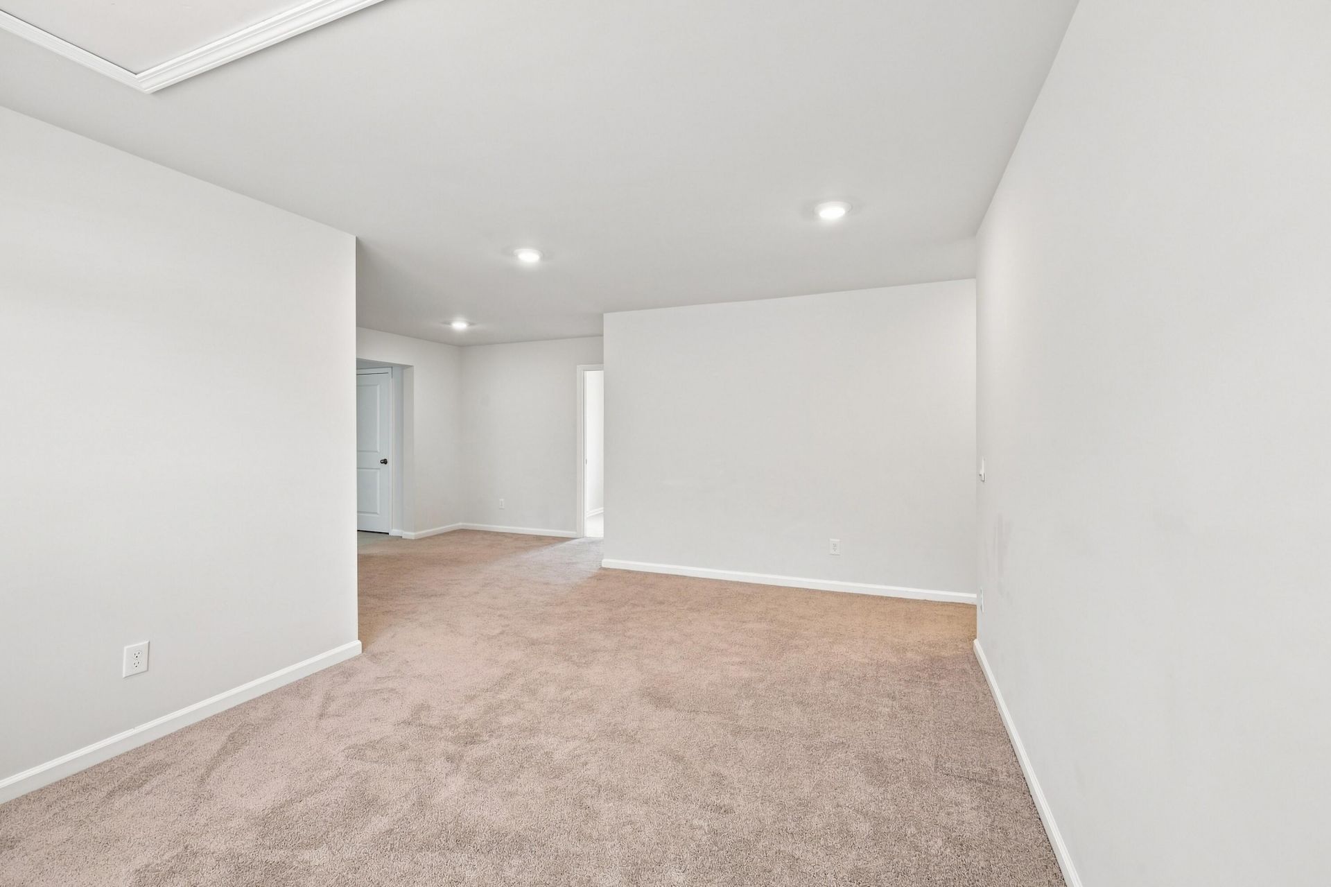 407 Oak View Way Photo 9