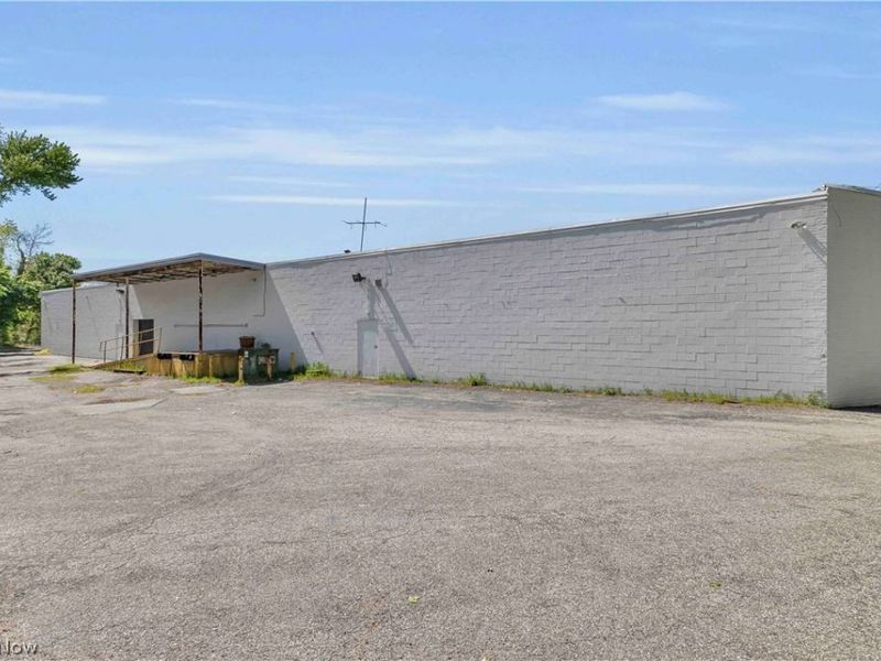 7587-7590 Mentor Avenue, Mentor, OH 44060 Photo 10