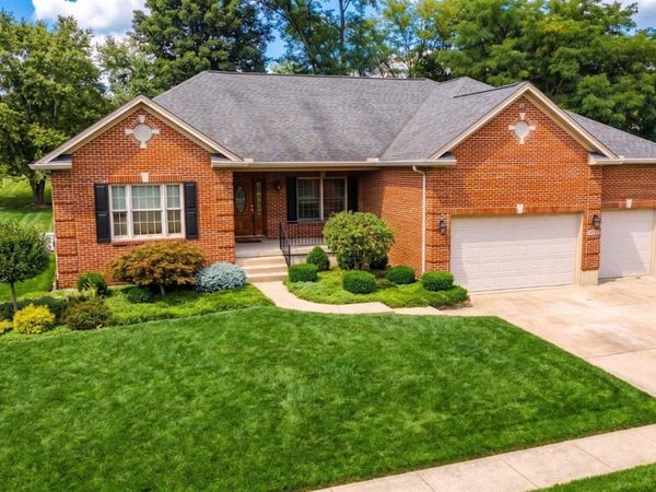 4004 Hickory Hollow Drive, Ross Twp, OH 45013