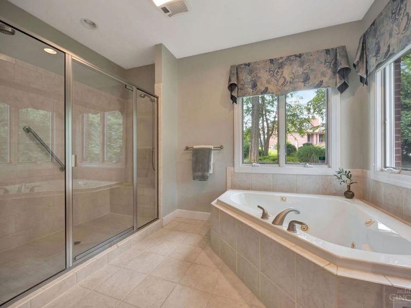4004 Hickory Hollow Drive, Ross Township, OH 45013 Photo 23