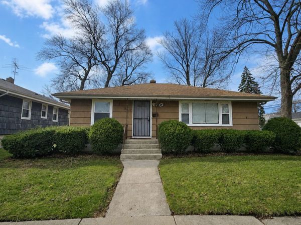 3617 Monroe Street , Lansing, IL 60438