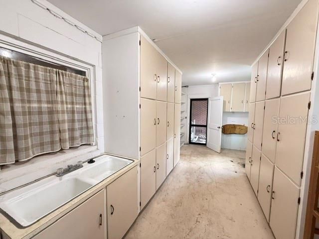 331 SW 3rd Street , Bronson, FL 32621 Photo