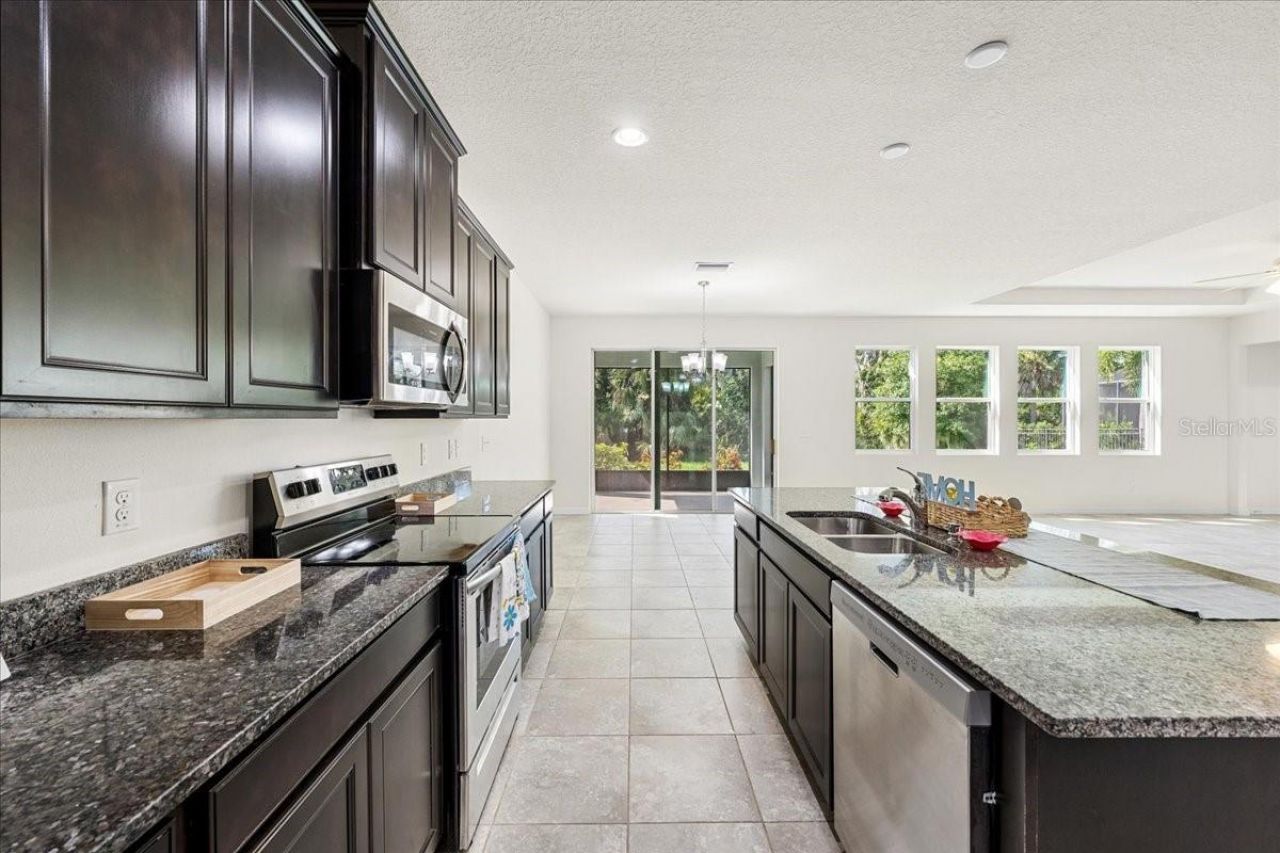 5715 Hevena Court , Palmetto, FL 34221 Photo