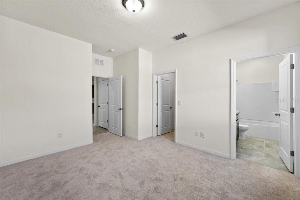 5715 Hevena Court , Palmetto, FL 34221 Photo