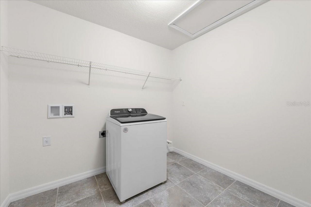 5715 Hevena Court , Palmetto, FL 34221 Photo