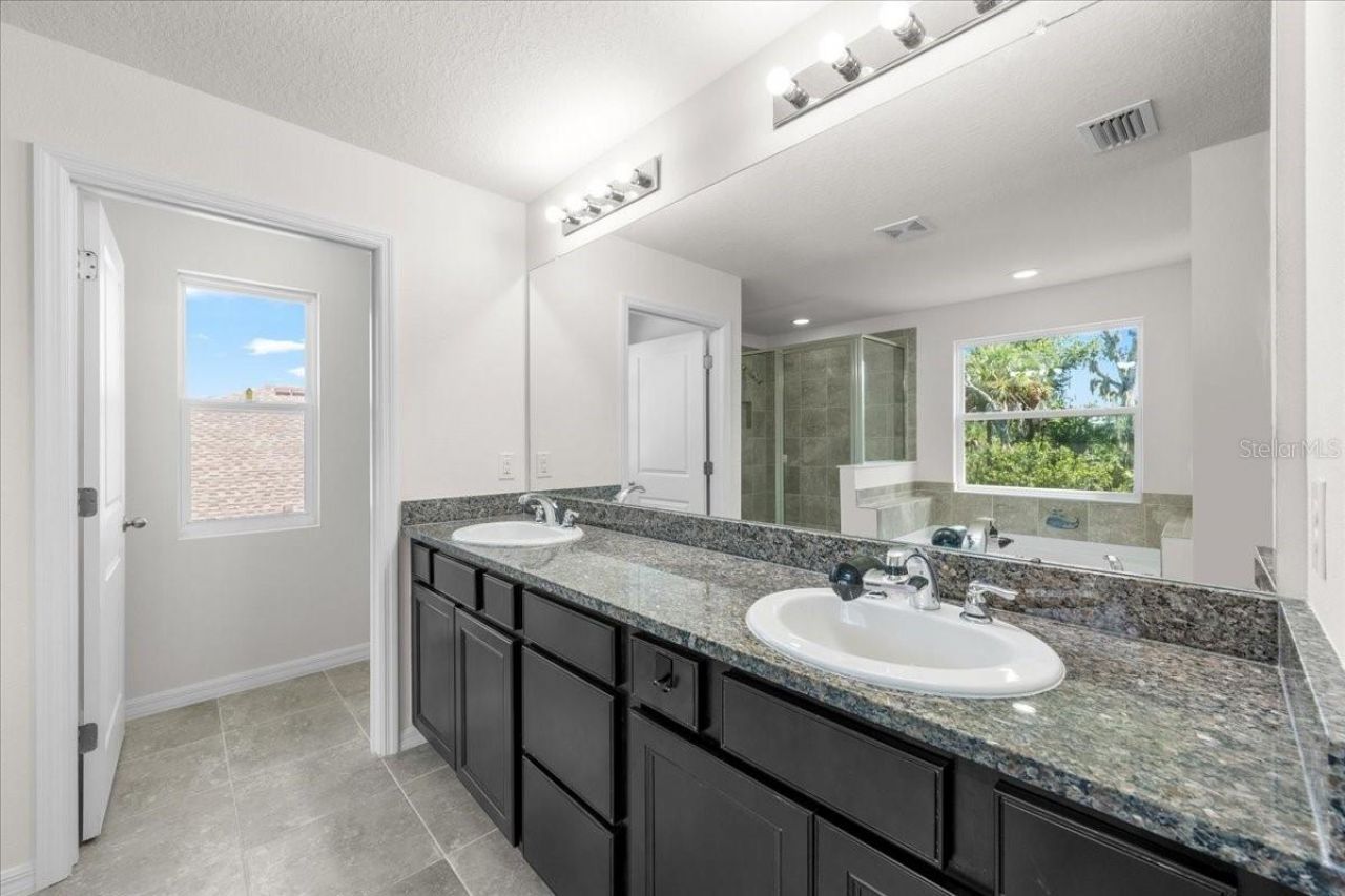 5715 Hevena Court , Palmetto, FL 34221 Photo