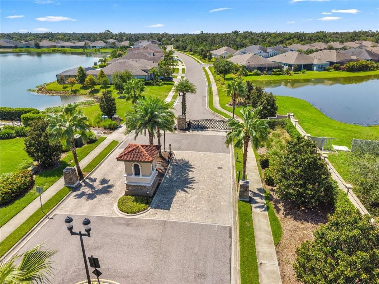 5715 Hevena Court , Palmetto, FL 34221 Photo