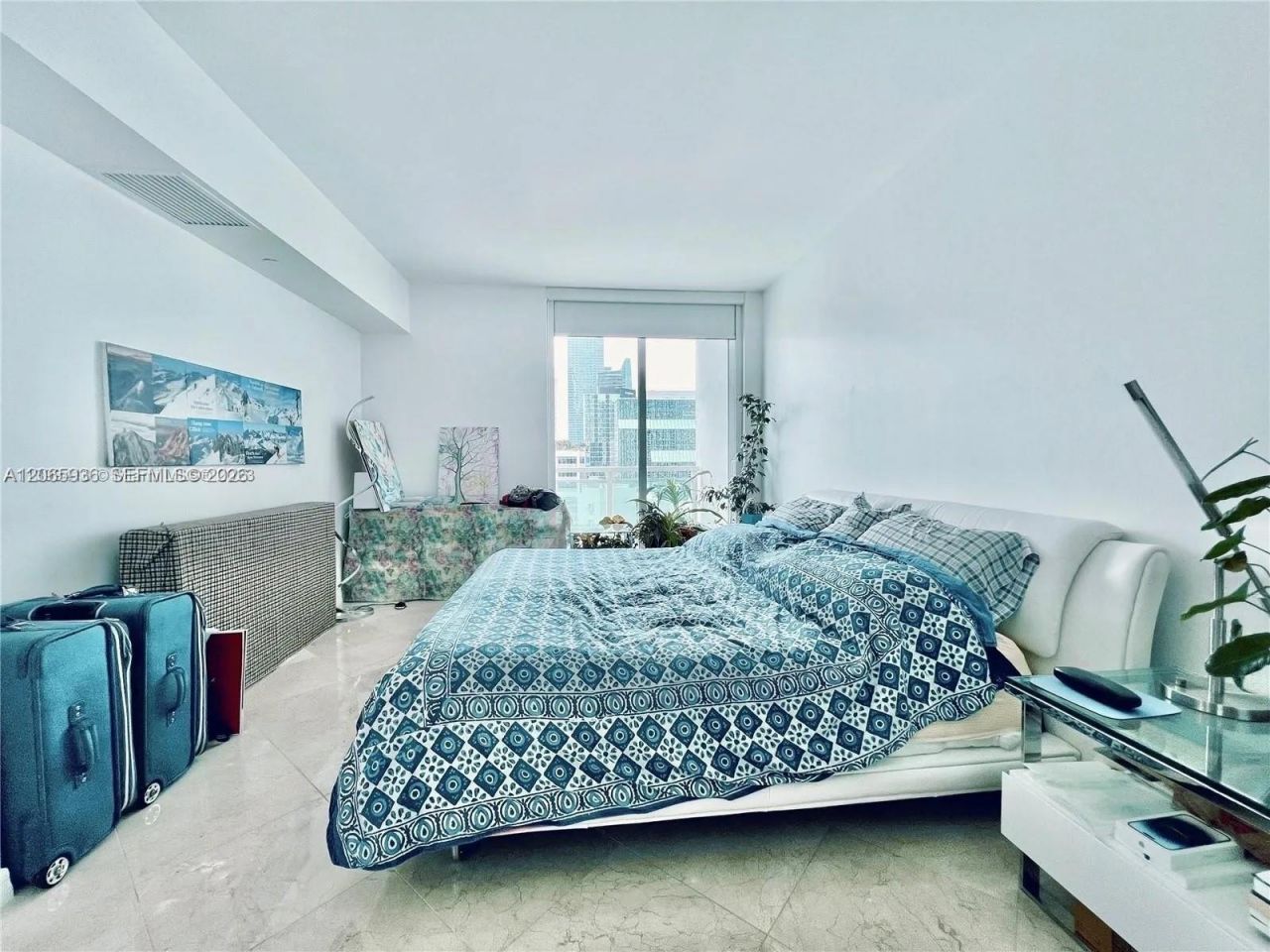 950 Brickell Bay Dr , Unit 1807, Miami, FL 33131 Photo