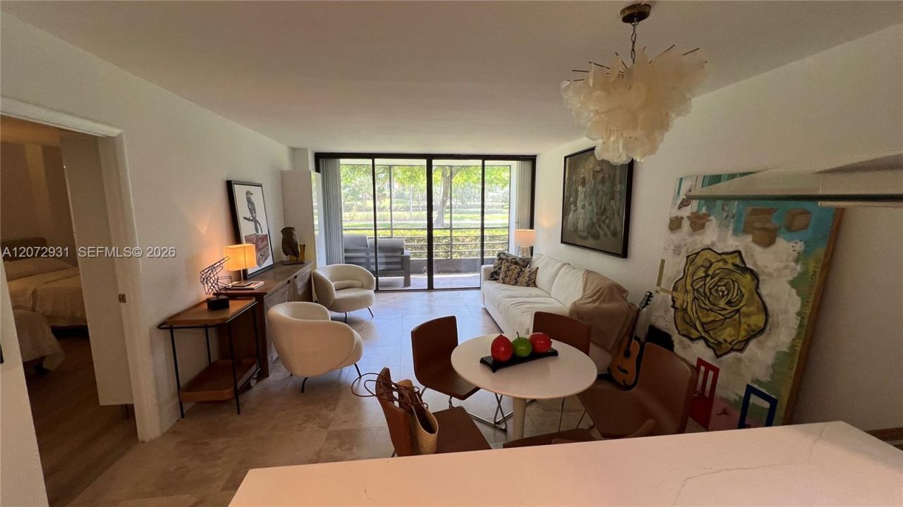 20500 W Country Club Dr , Unit 117, Aventura, FL 33180 Photo