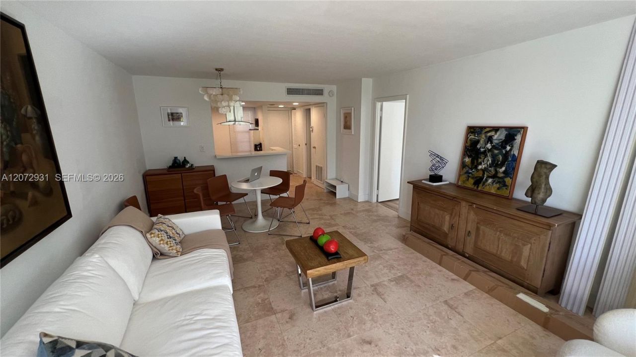 20500 W Country Club Dr , Unit 117, Aventura, FL 33180 Photo