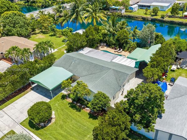 19511 Sterling Dr, Cutler Bay, FL 33157