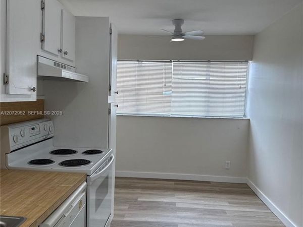 8380 Sands Point Blvd , Unit J310, Tamarac, FL 33321