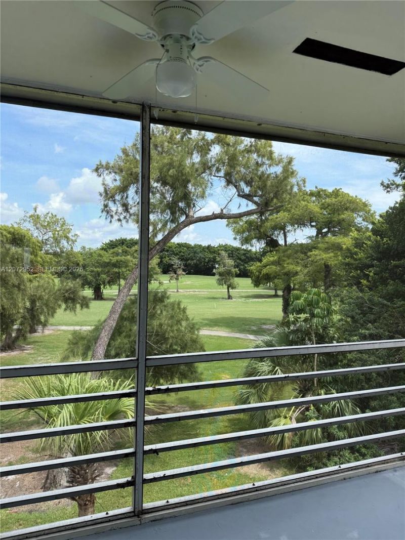 8380 Sands Point Blvd , Unit J310, Tamarac, FL 33321 Photo