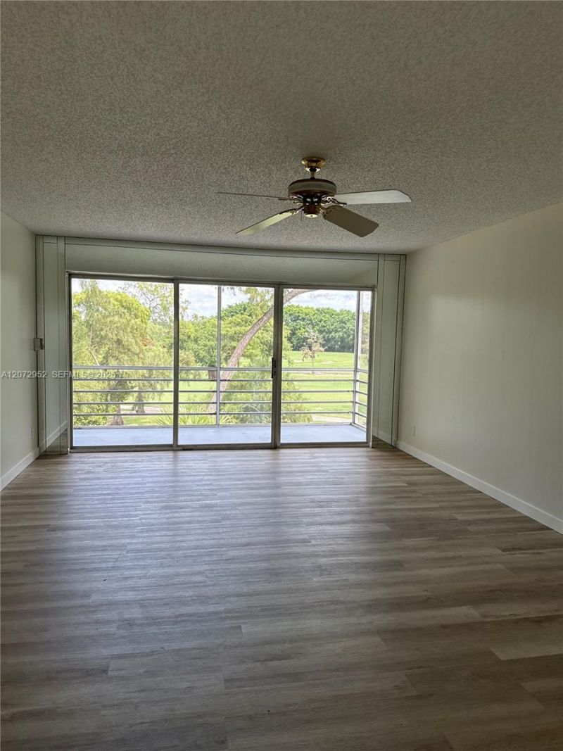 8380 Sands Point Blvd , Unit J310, Tamarac, FL 33321 Photo