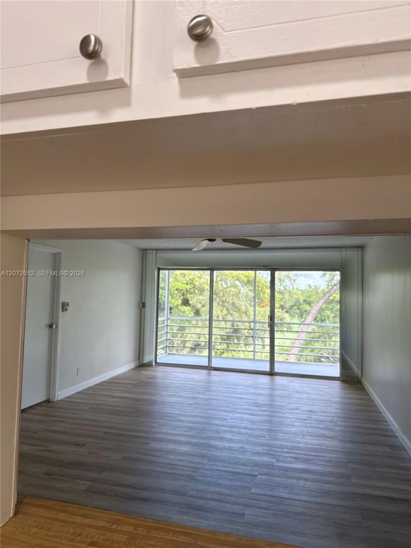 8380 Sands Point Blvd , Unit J310, Tamarac, FL 33321 Photo
