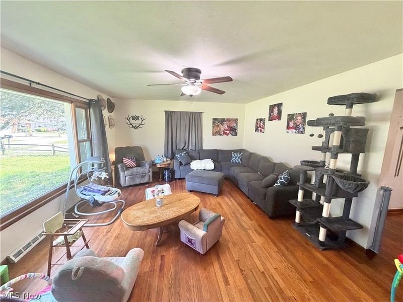 728 Hazelwood Drive, Vermilion, OH 44089 Photo 2