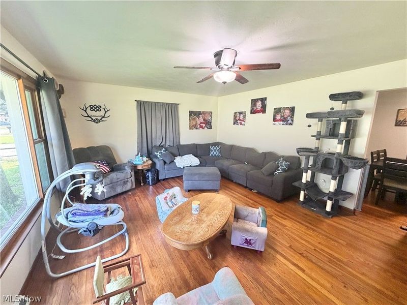 728 Hazelwood Drive, Vermilion, OH 44089 Photo 3