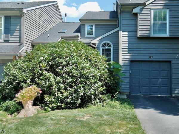 12 Andover Cir, Montgomery, NJ 08540