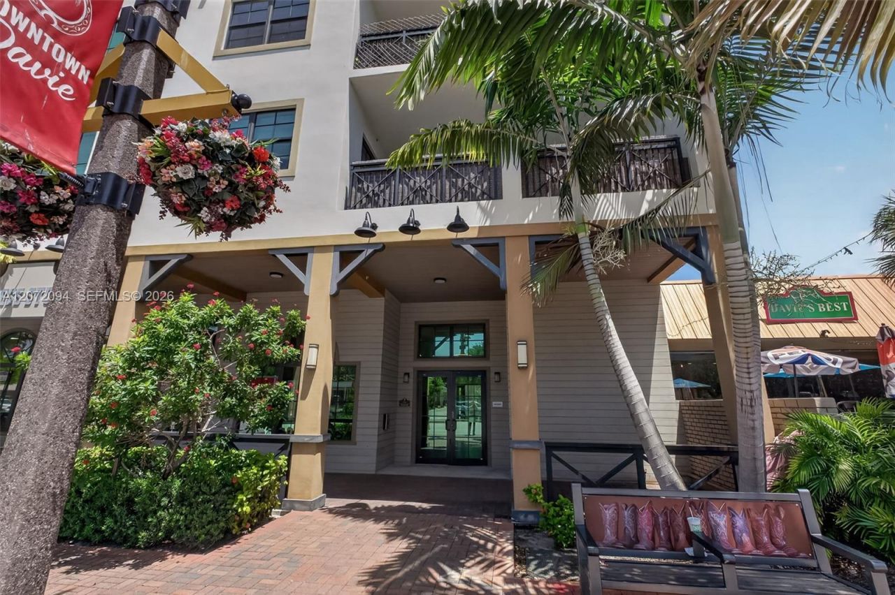4100 SW 64th Ave , Unit 408, Davie, FL 33314 Photo