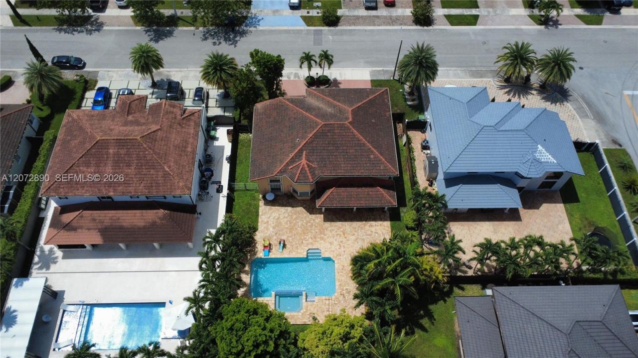 15867 SW 44th St , Miami, FL 33185 Photo
