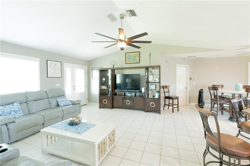 115 SE 35th Ter, Cape Coral, FL 33904 Photo