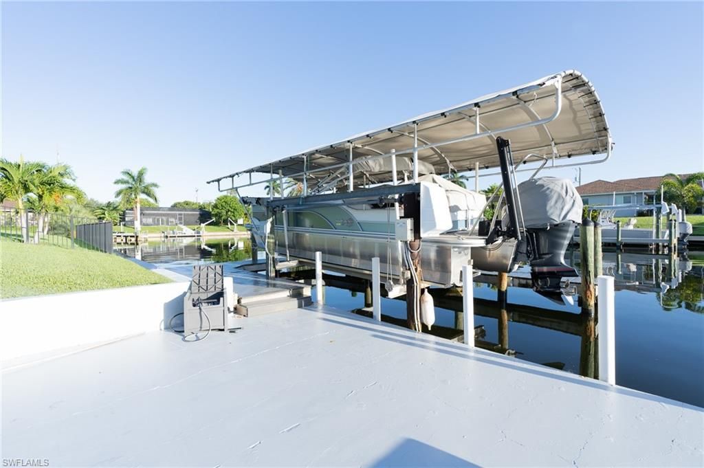 115 SE 35th Ter, Cape Coral, FL 33904 Photo